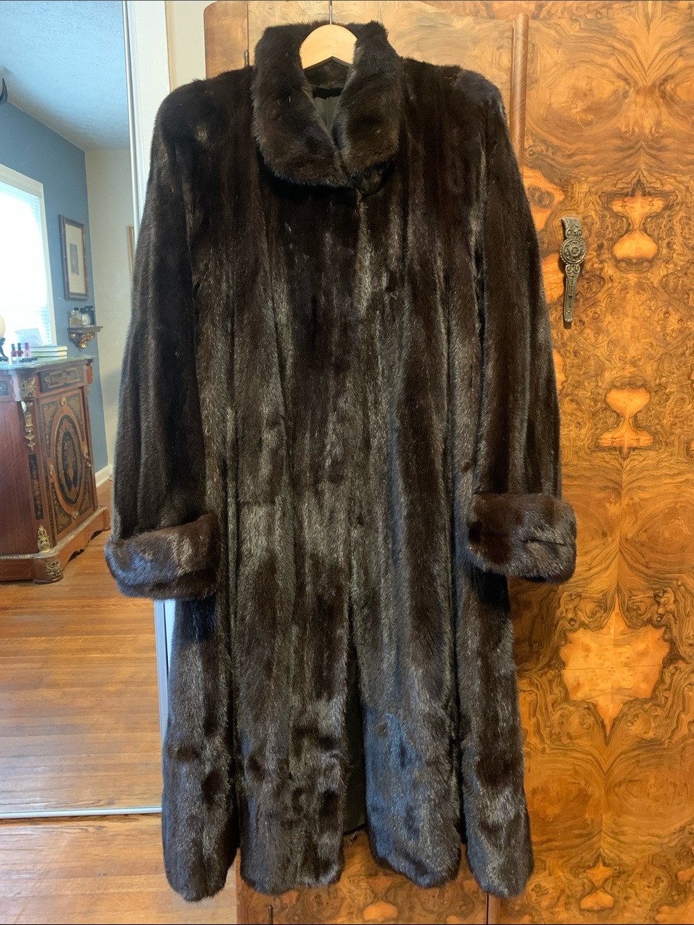 Real fur mink dark brown luscious long winter coat